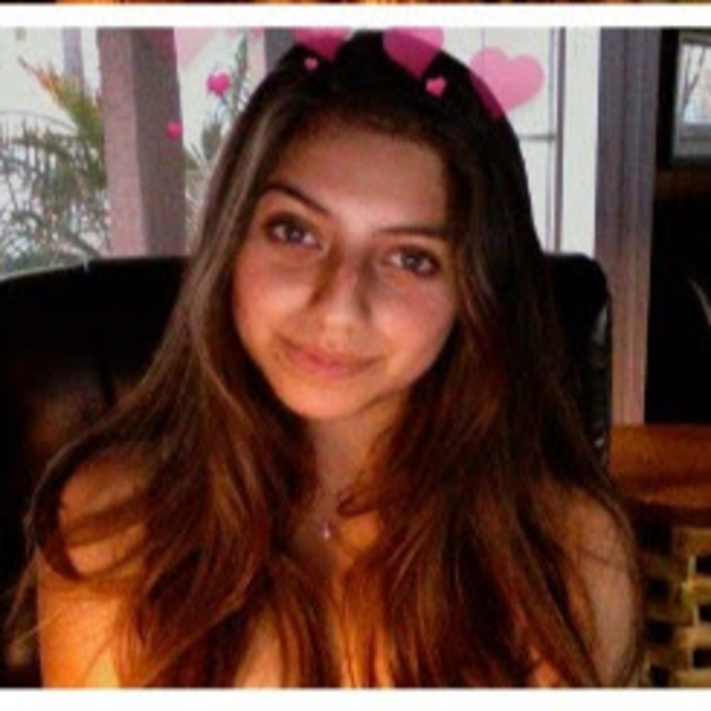 Meet your Posher, Gabrielaa